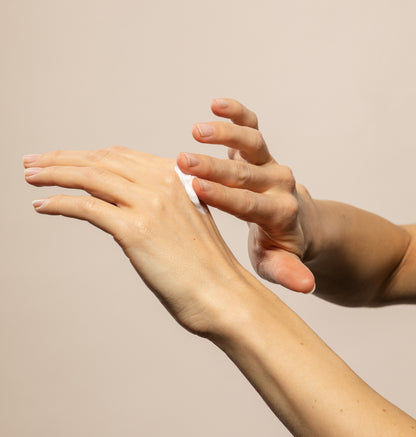 HAPPY HANDS moisturizing hand cream - Glow Club
